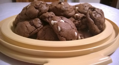 Mocha Chocolate Chip Crinkle Cookies